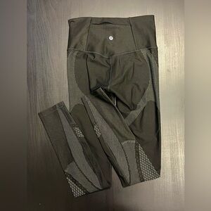 Lululemon Mapped Out High-Rise Tight 28" - Sz 6